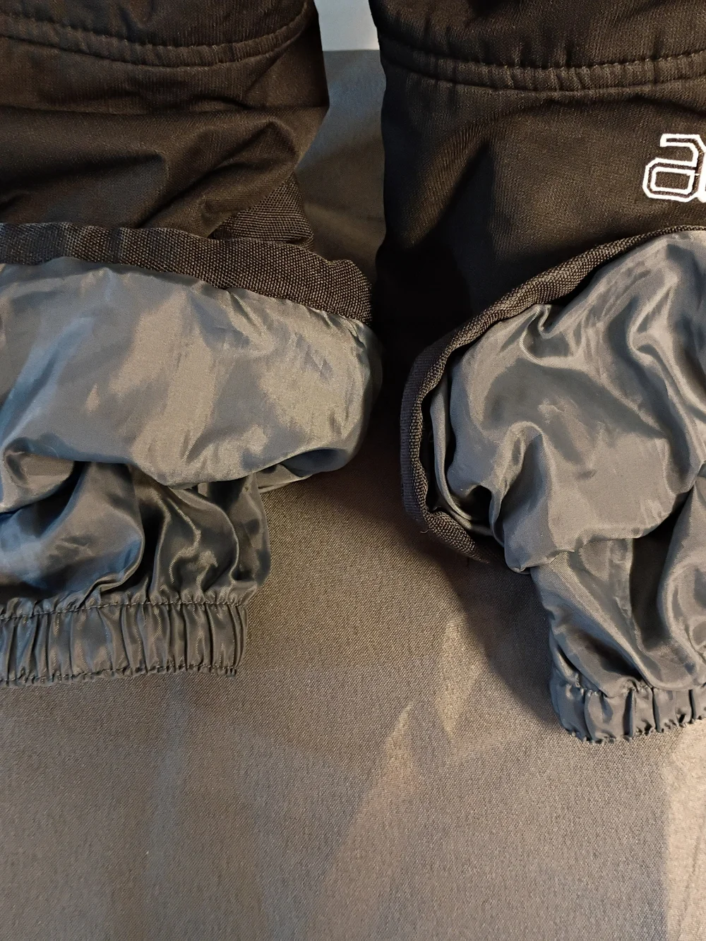 Arctix Kids Black Snow Bib Joggers with Zipper Pockets